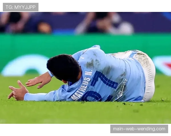 皇家社会塞尔吉奥-戈麦斯直接红牌停赛，防线重组迫在眉睫